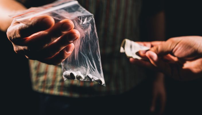 PM apreende menor de idade por tráfico de drogas