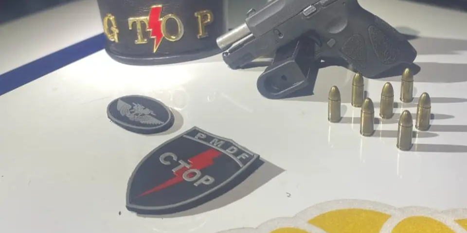 Polícia apreende arma de fogo de calibre restrito