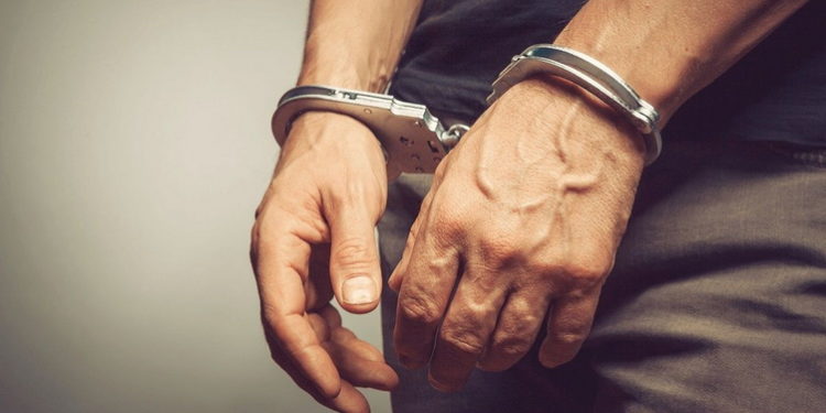 Polícia tira foragido perigoso das ruas após abordagem no Areal