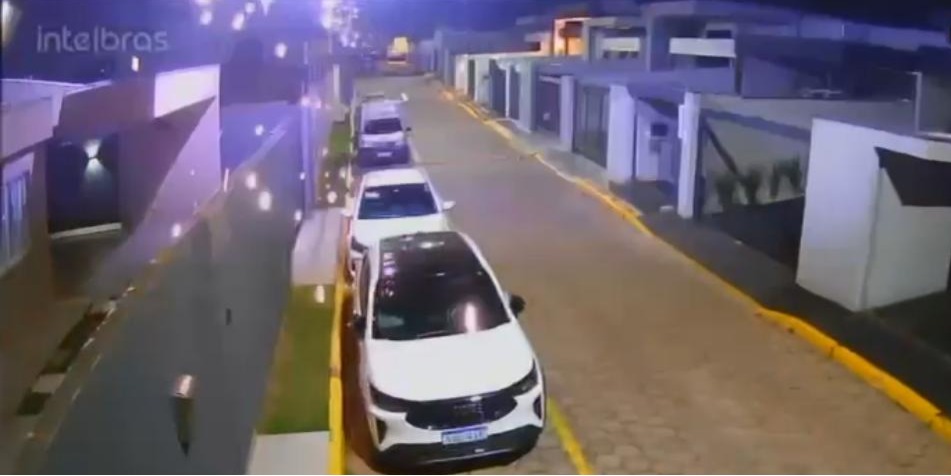 Falha em transformador causa prejuízos em condomínio de Arniqueira