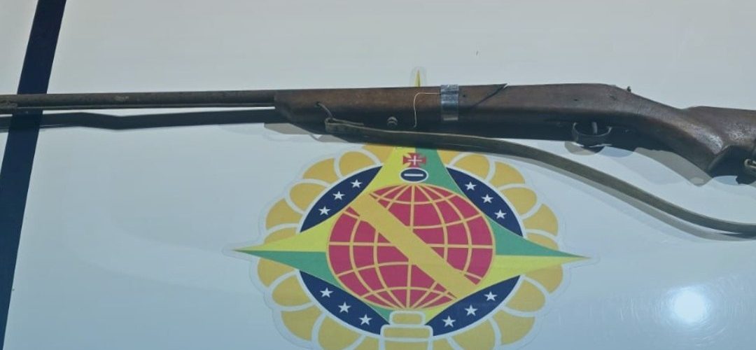 Polícia apreende arma de fogo em ocorrência de violência doméstica no Areal