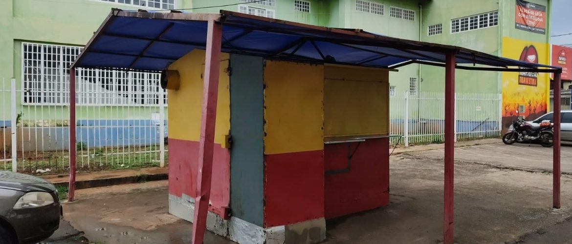 Regulamentação organiza comércio em áreas públicas de Arniqueira